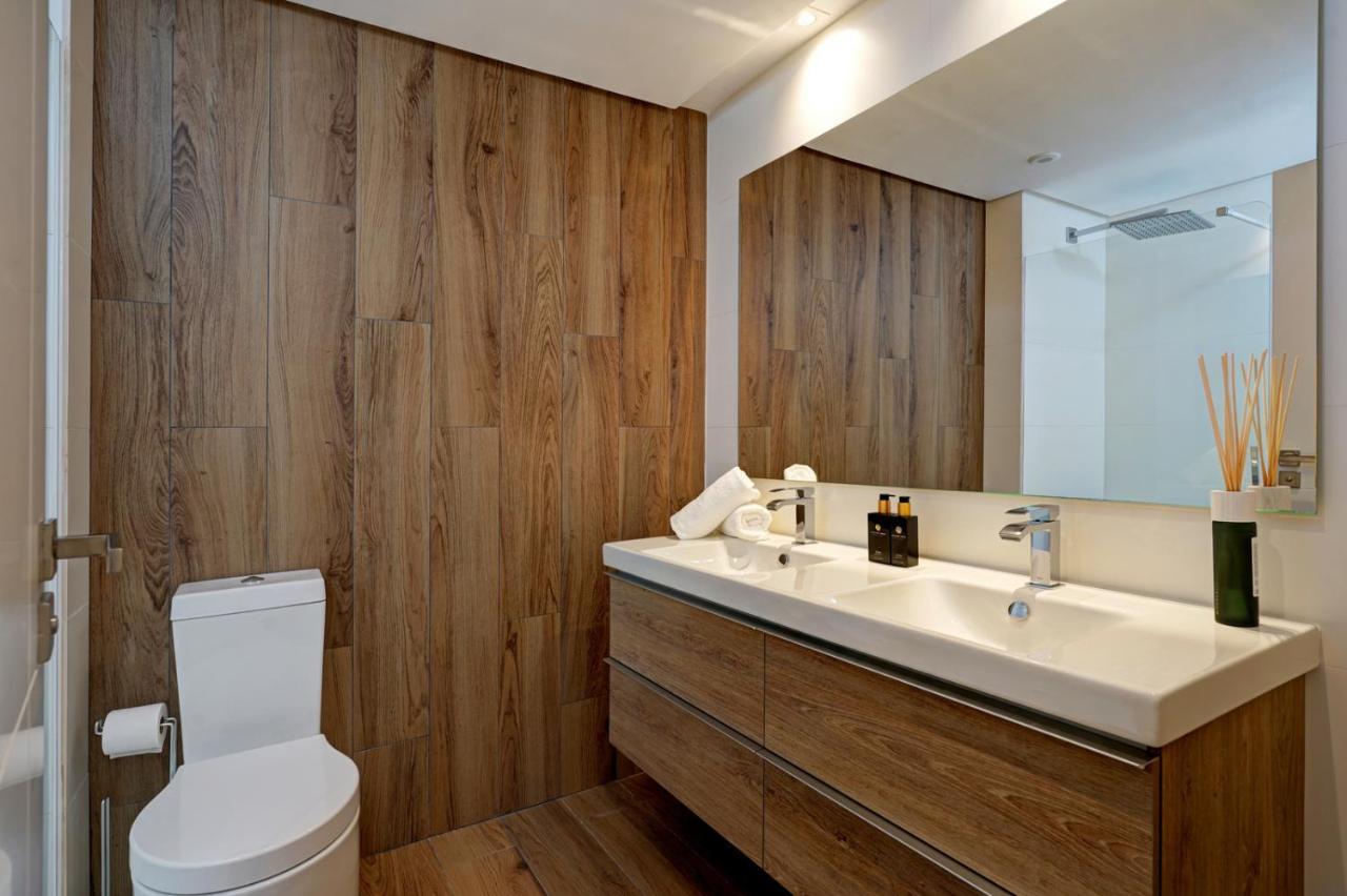 New & Modern Apartment - Marina, Сотогранде Екстериор снимка