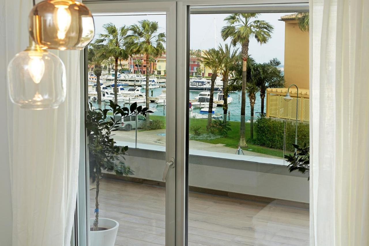 New & Modern Apartment - Marina, Сотогранде Екстериор снимка